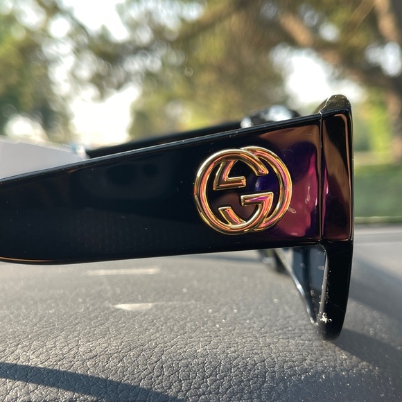 GUCCI
Acetate Square Frame Sunglasses GG0142SA Black main image 11
